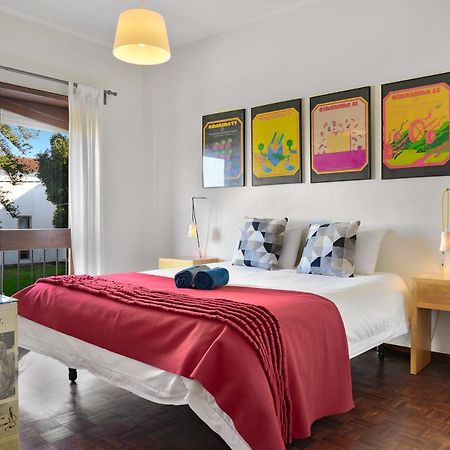 Vic Aveiro Arts House Hotel Bagian luar foto