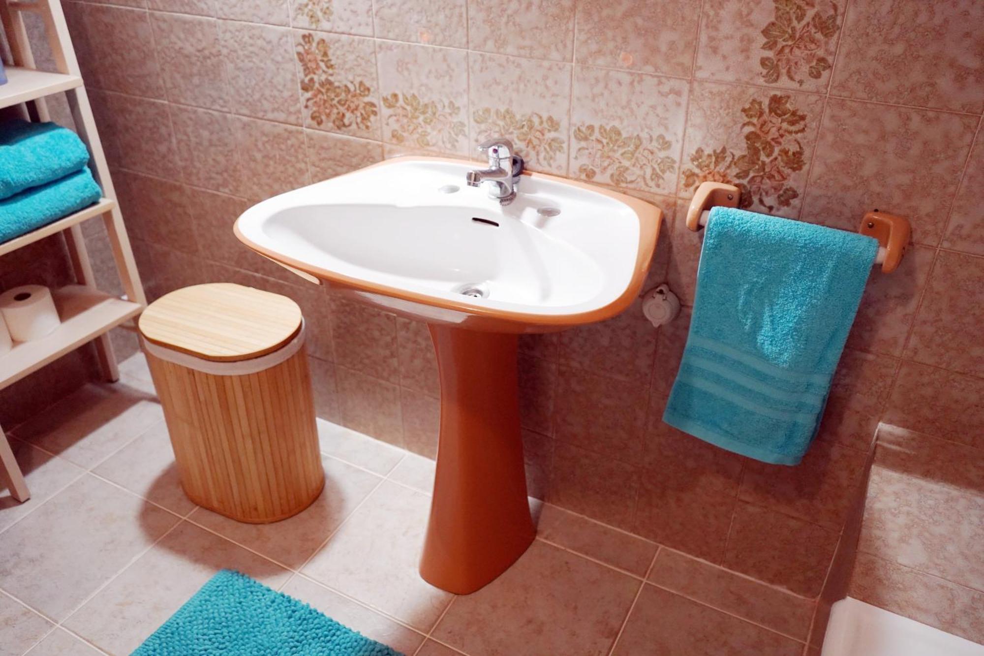 Vic Aveiro Arts House Hotel Bagian luar foto