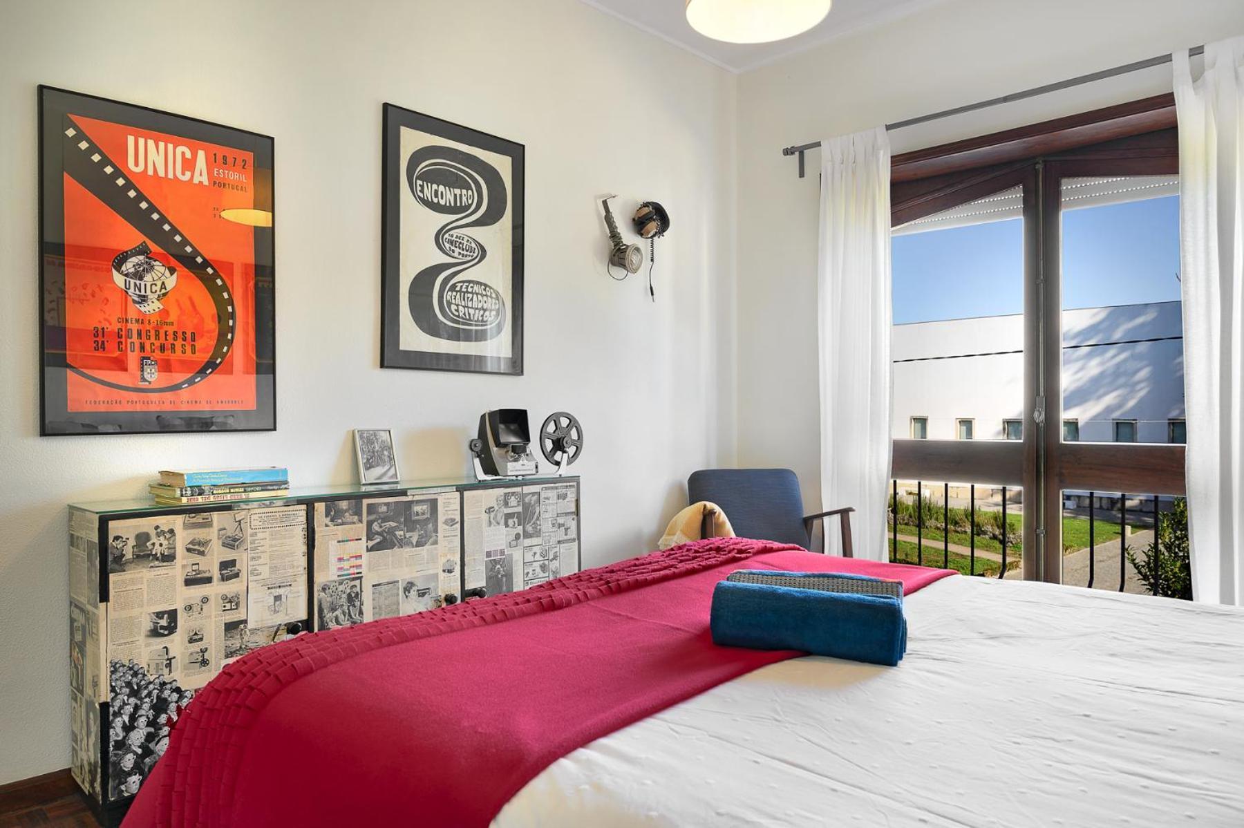 Vic Aveiro Arts House Hotel Bagian luar foto